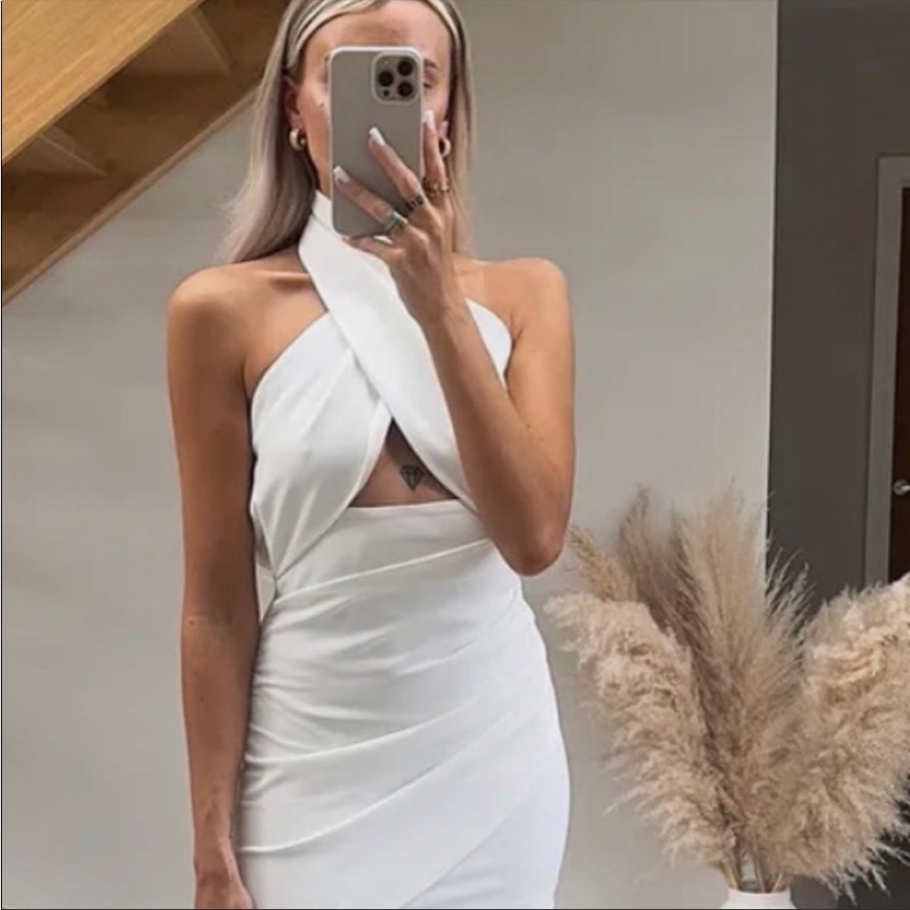 New ZARA Oyster White Mini Halter Dress